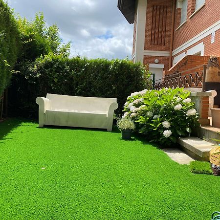 Apartamento Con Jardin Getxo Eksteriør billede